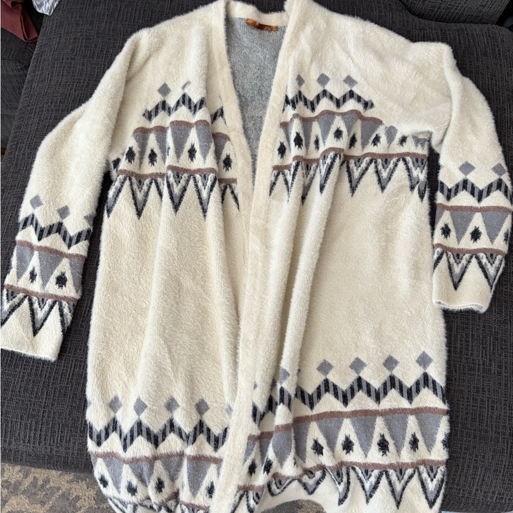 Cozy Cream Patterned Women's Sweater